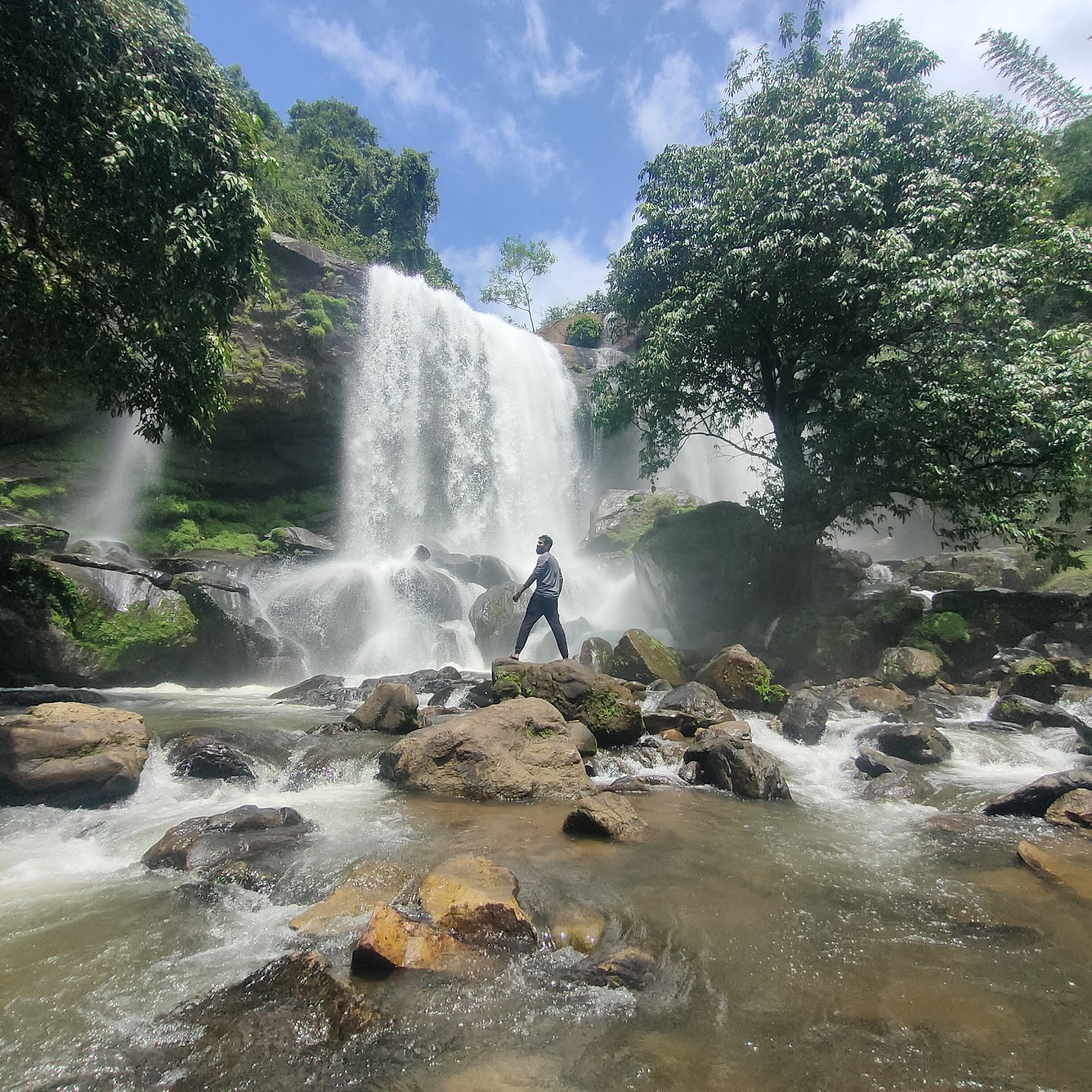 Punnayar Waterfalls