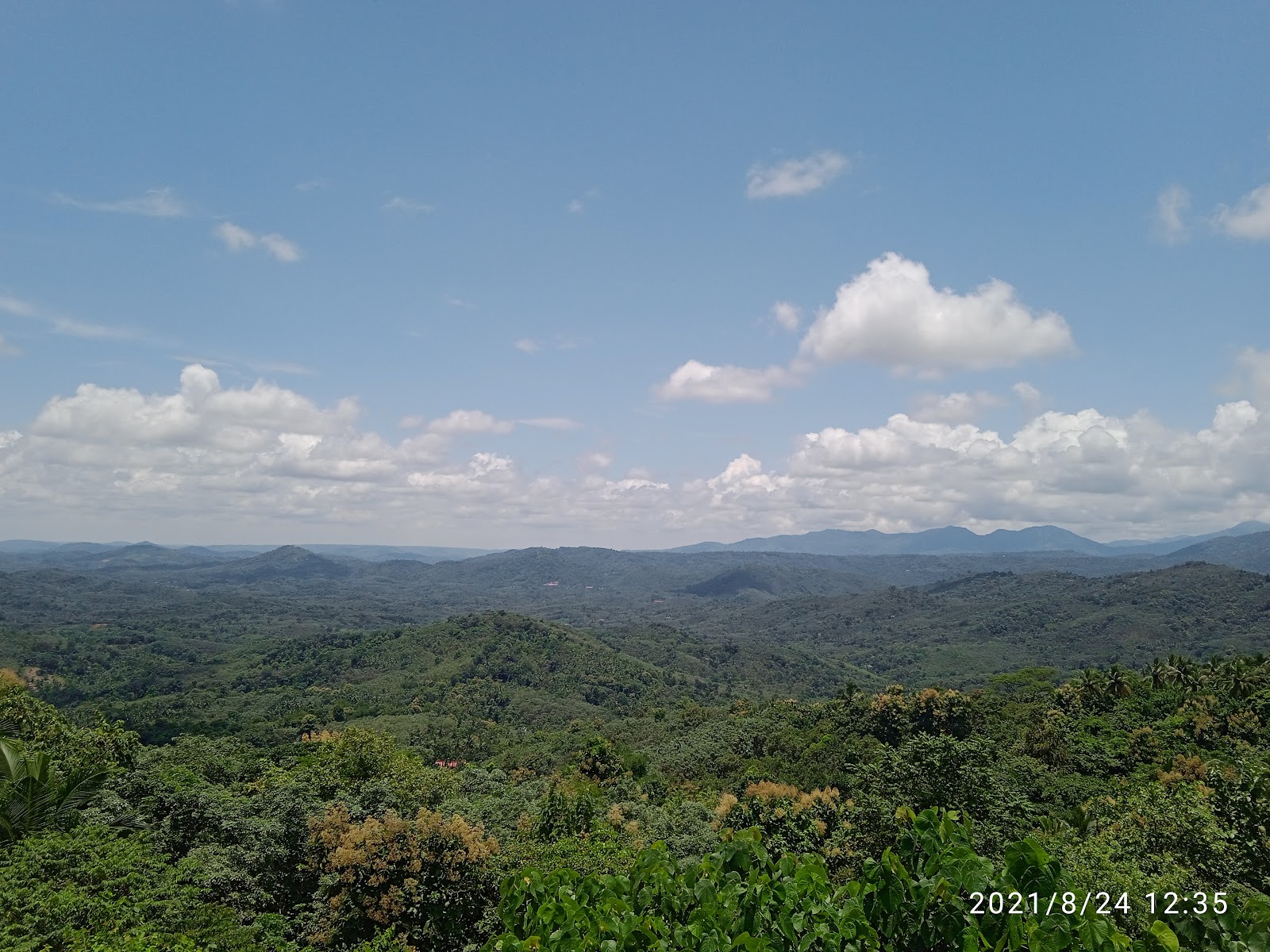 Pullanparathattu Viewpoint