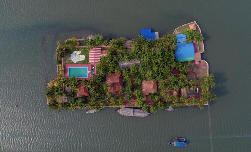 Regent Lake Village ( Island Resort ) property view