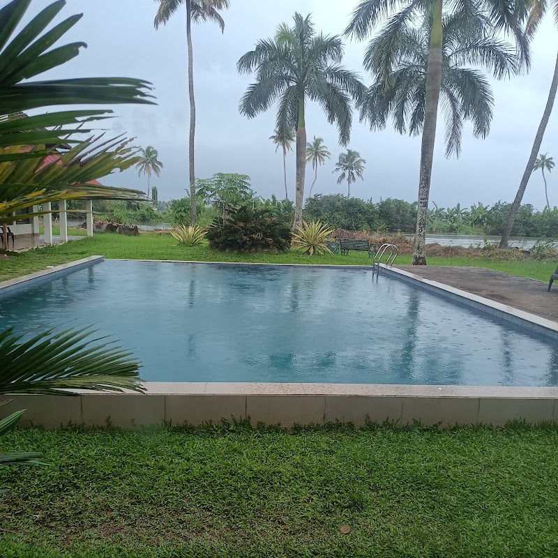Manor Backwater Resort stay view
