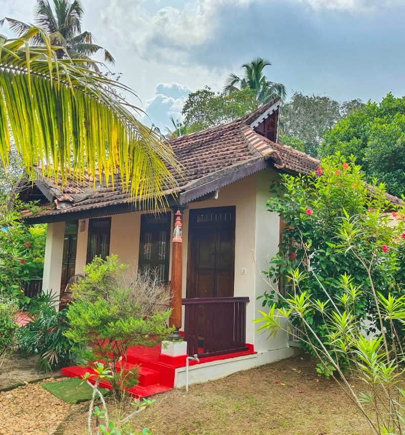 Pozhiyoram Beach Resort photo