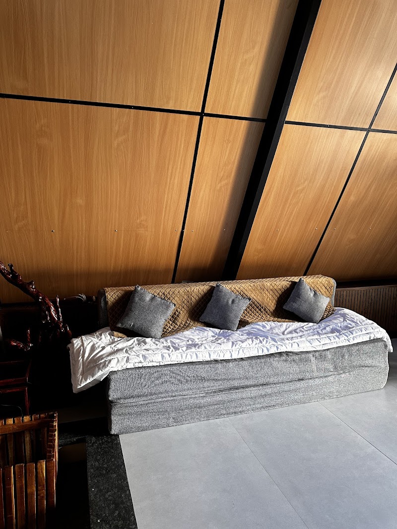 Cozy Nook Retreat room