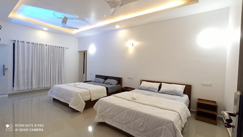 Pepper Cennet Inn Resort Chinnar room