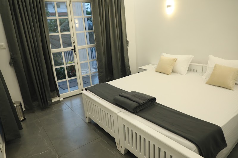 Bateen Beach Stay room