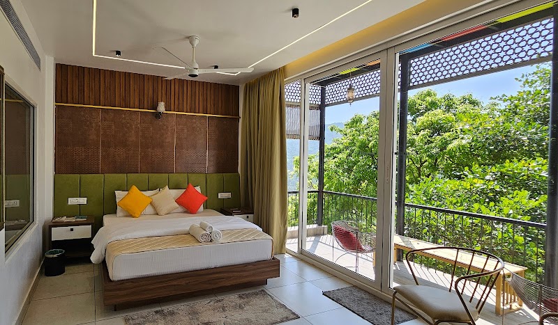 Boulevard Resorts room