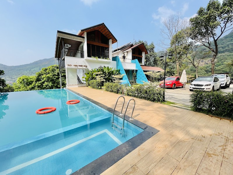 Boulevard Resorts stay view