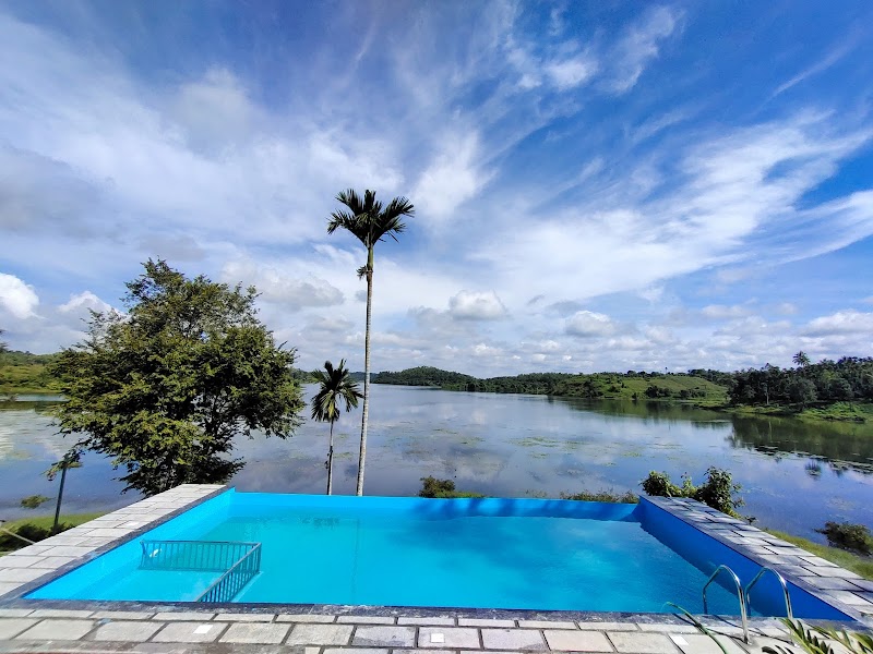Wayanad Lake View Retreat stay view
