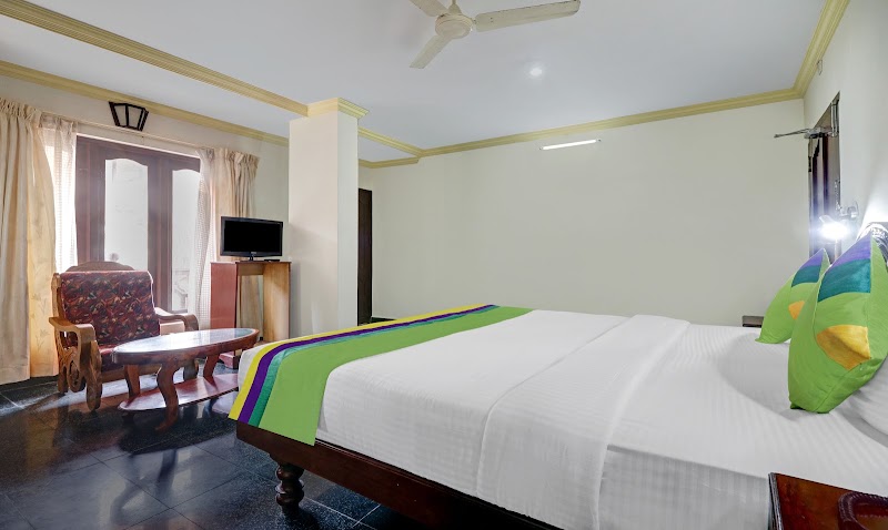 Itsy Hotels The Waters Edge Beach Resort room