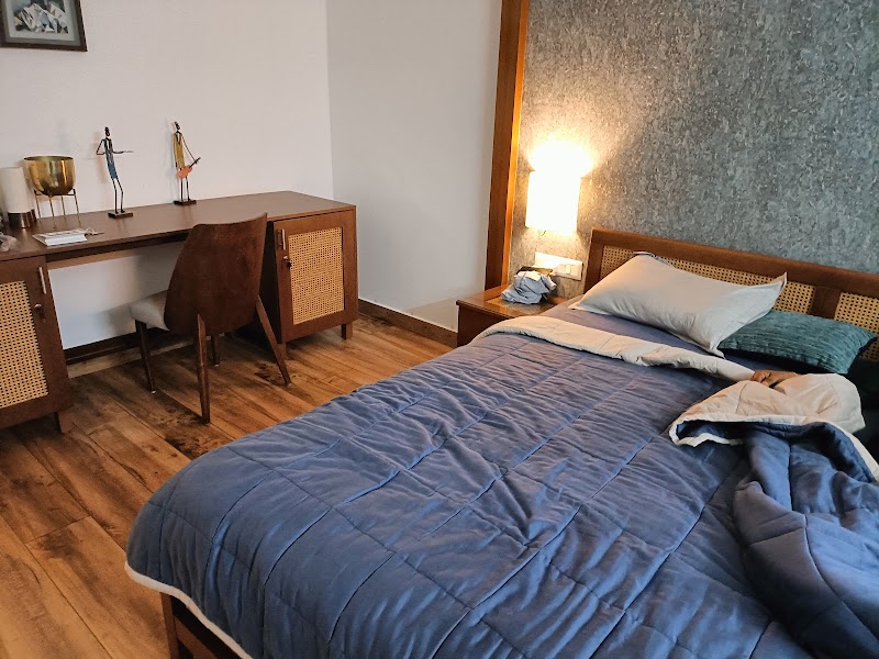 Giby Farm room