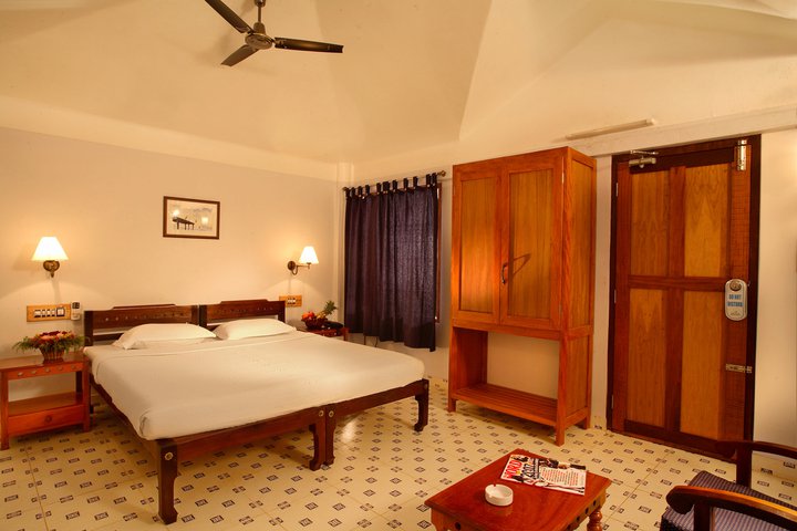 Cherai Beach Resorts room