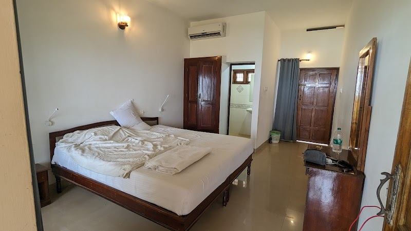 Prasanthi Cliff Beach Resort room