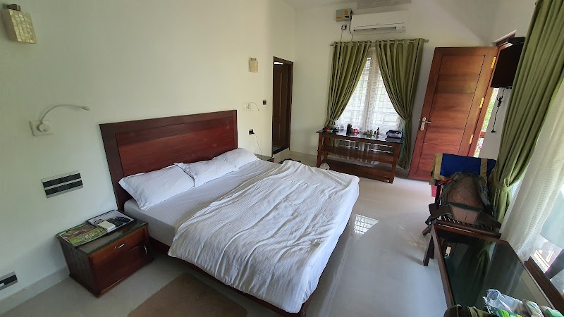 Nutmeg Valley room