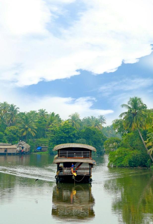 Garggi Kumarakom Homestay travel photo