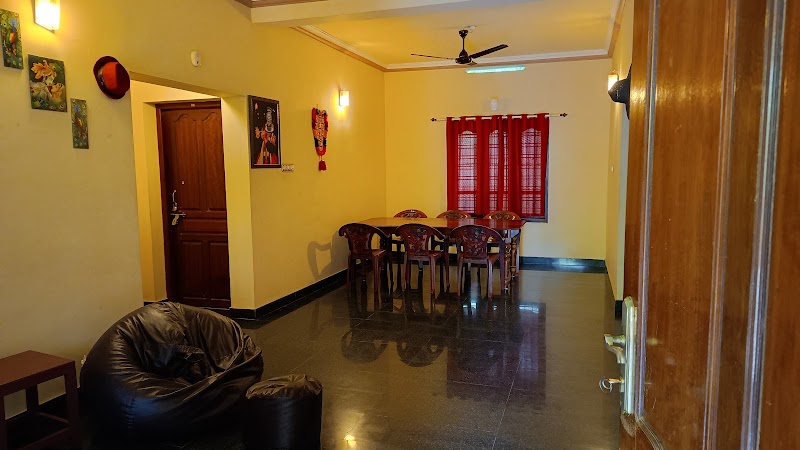 Palazhi by Balakrishna Home Stays property view