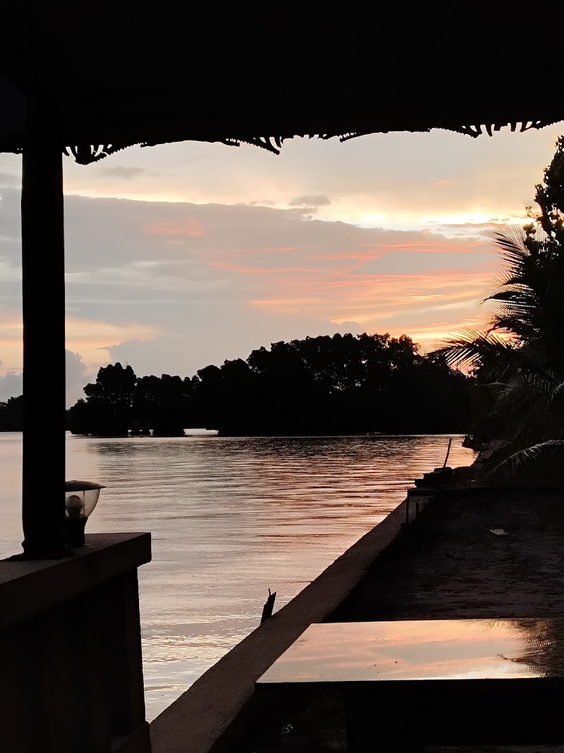 Kayalvarath Paradise Home Stay property view