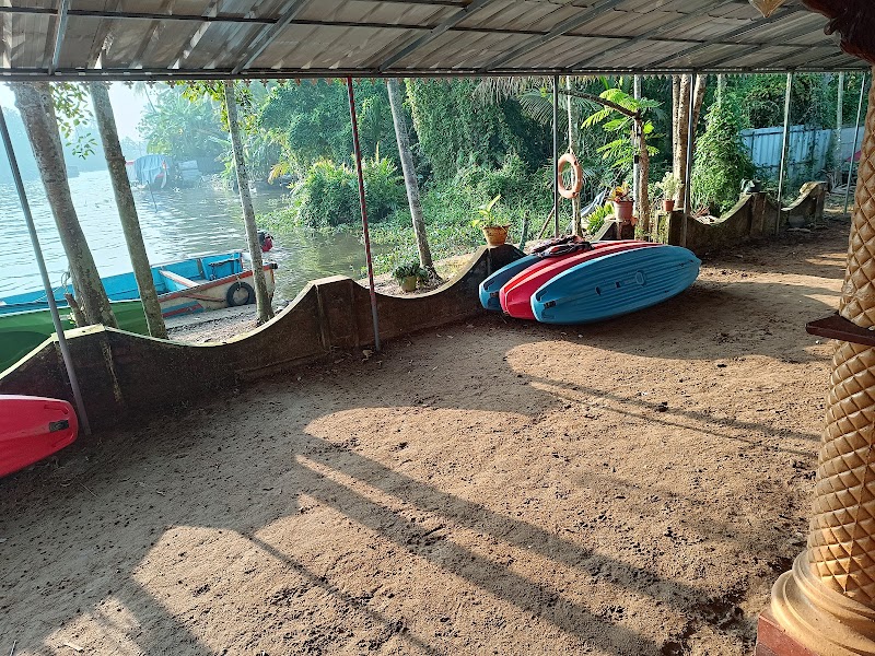 Nadodi Tribe - Backwater Island Stay stay view