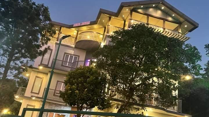 Laurel Heights Resort property view