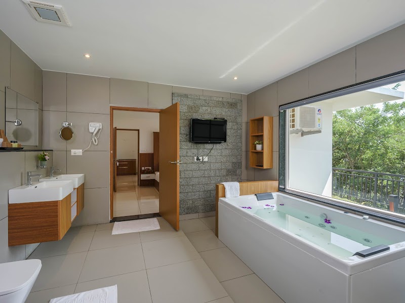 Sprise Munnar Resort & Spa property view