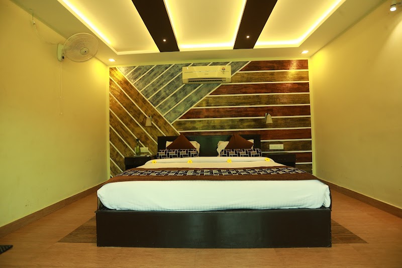 Lara Lakeview Resort room