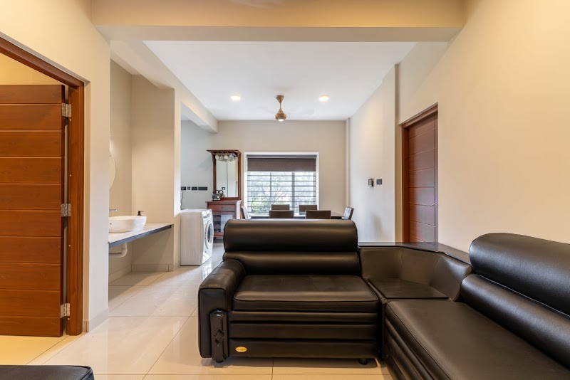 Amminis Mansion property view