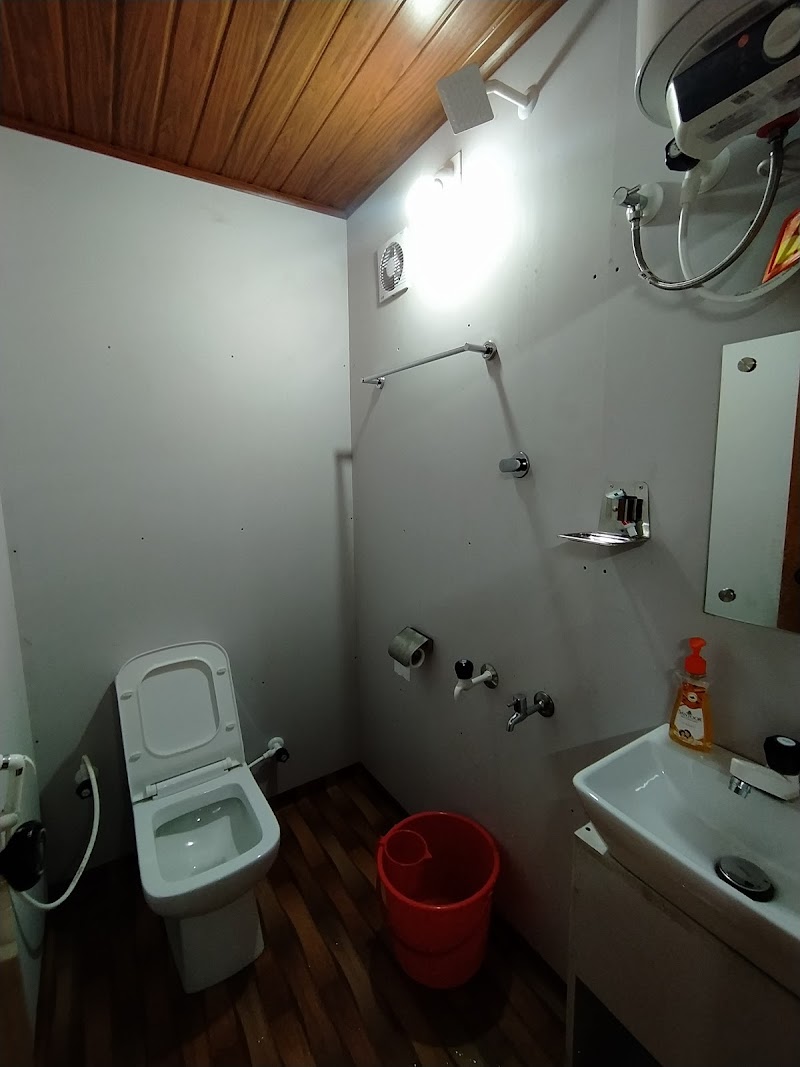 Lo Adoro Tree Hut Tourist Homestays stay view