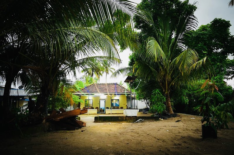 Queens Island Resort photo