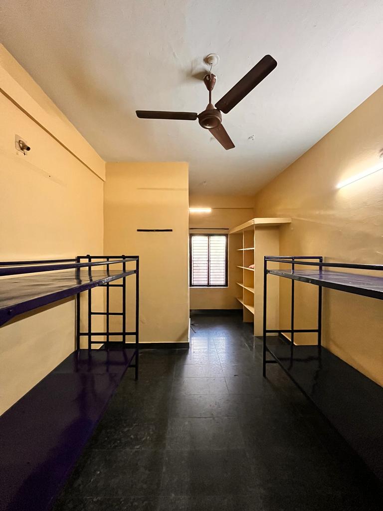 Malabar Paying Guest Home Boys room
