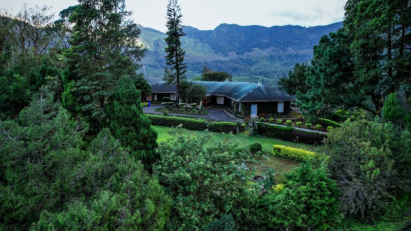Talayar valley bungalow, kannan devan hills stay view
