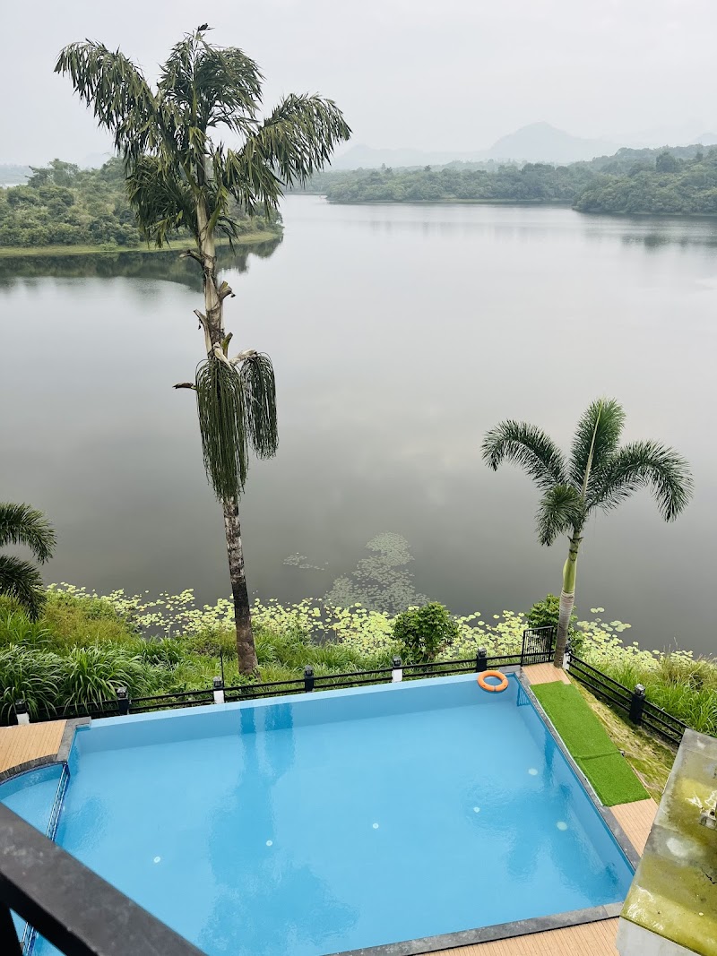 Casa Lake View Resort stay view