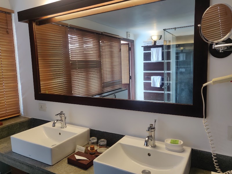 Coconut Lagoon - CGH Earth Resort property view