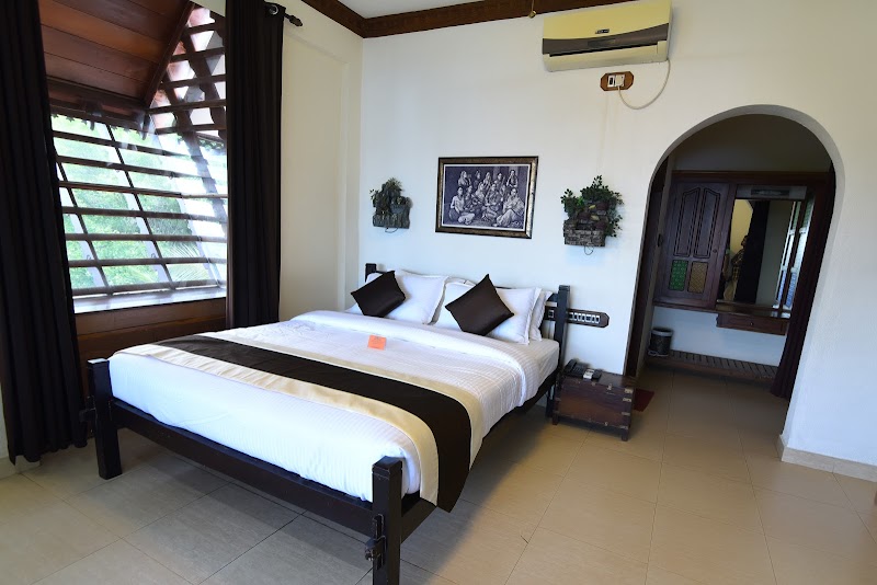 Kovalam Beach Hotel travel photo