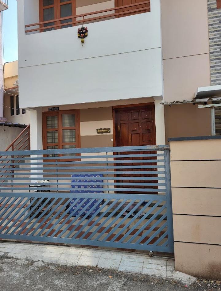 Uthradam Ladies Hostel property view