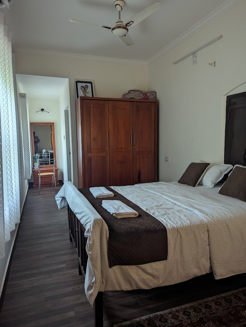 Hill Top Homes room