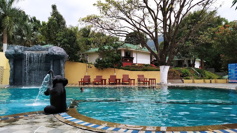 Poppys Tuskers Hill Resort stay view