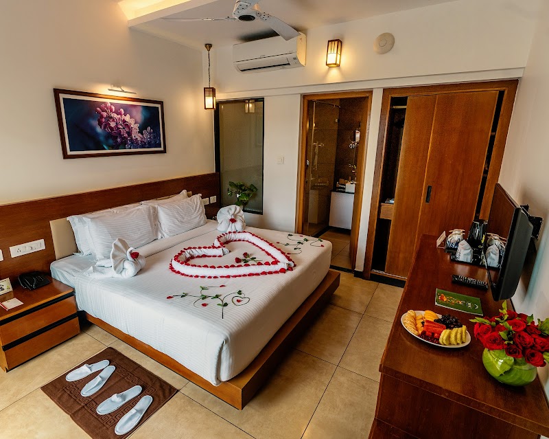 The Leaf Resort room