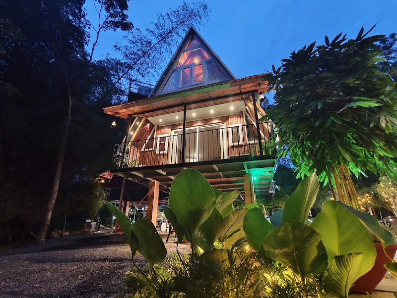 River Valley Huts Wayanad room