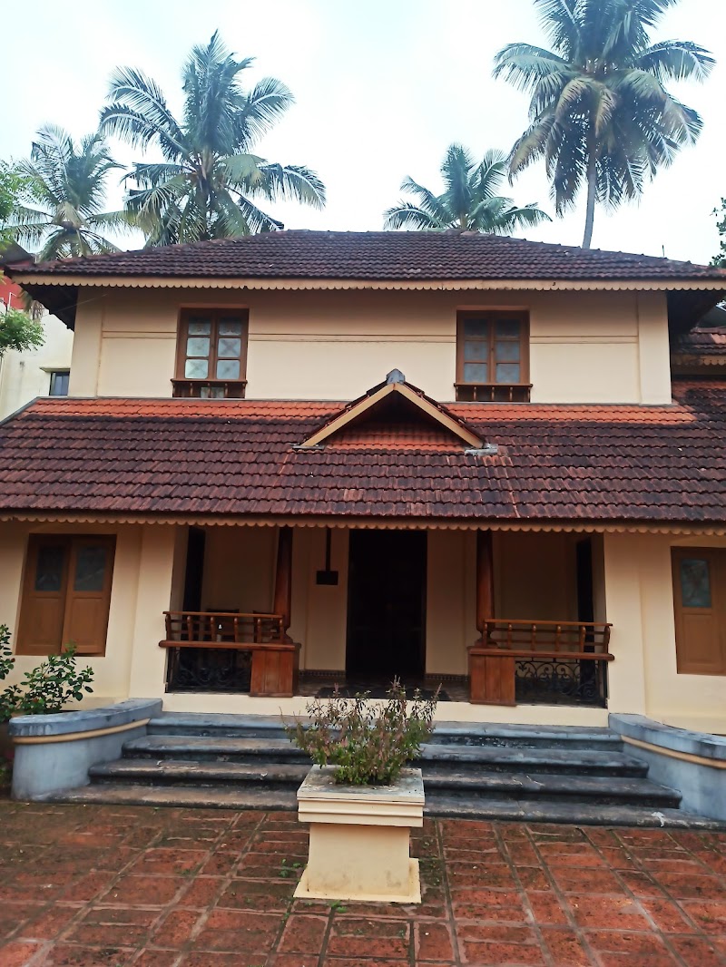Kuruppath Heritage room