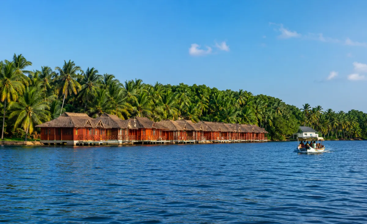 Poovar travel assistance