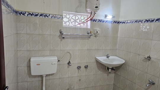 Green Stay Inn image 3