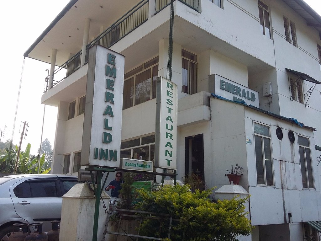 Emerald Inn image 2
