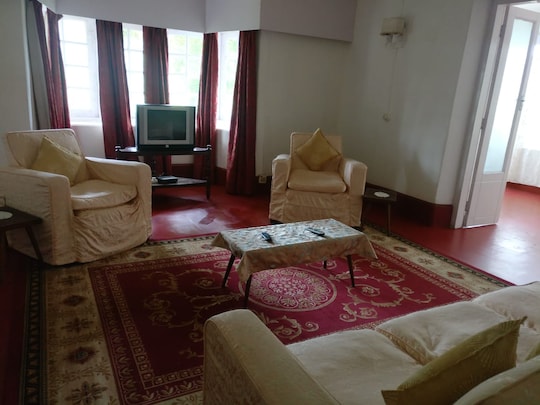 Chokanadu East Division Bungalow image 5