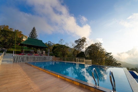 Camelot Resort Munnar image 5