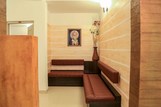 Landy Queen Homestay image 5