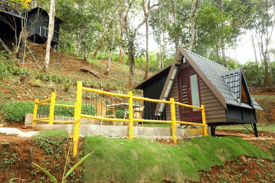 Garden Of Edens Thottam Cottages image 2